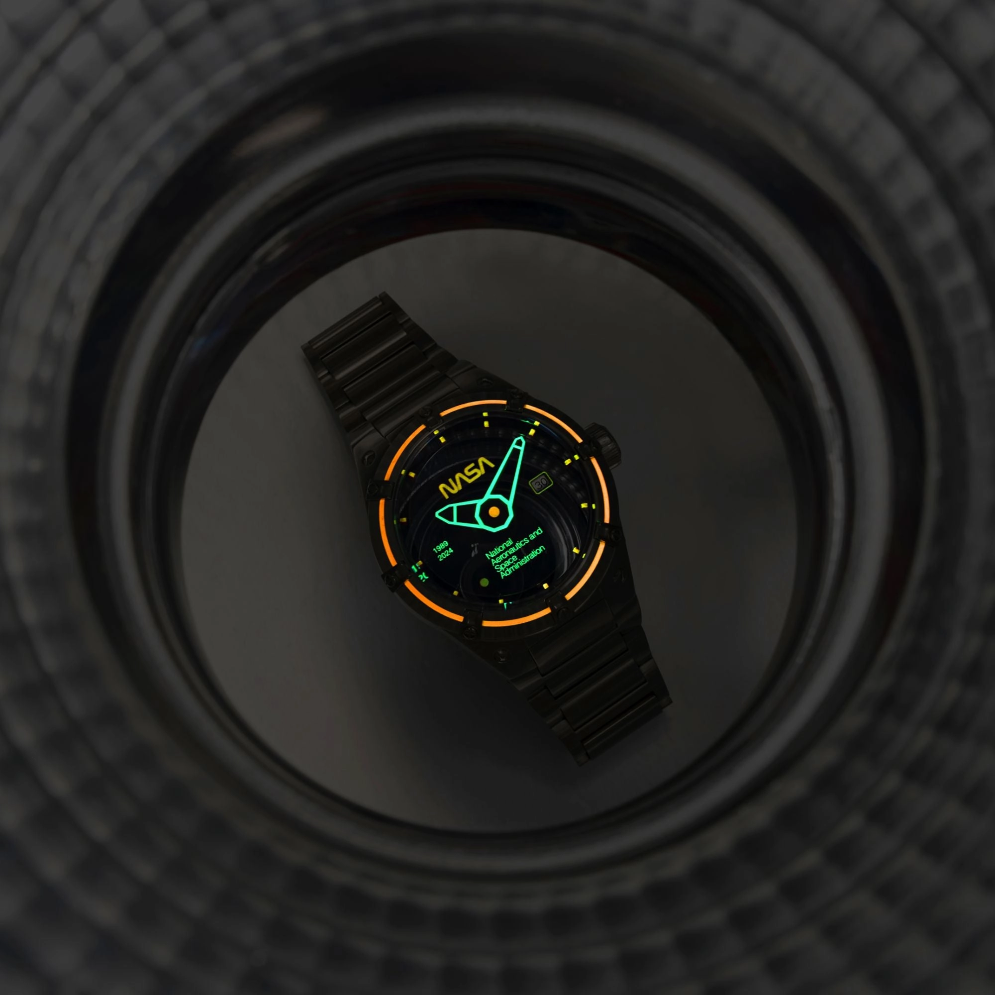 Mars Black
