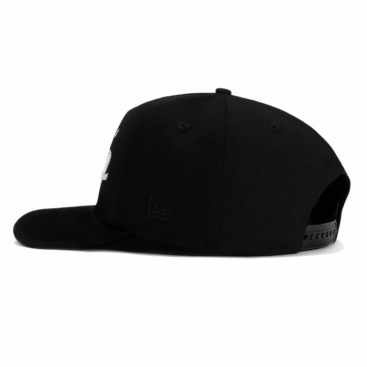 New Era 9Fifty A-Frame Los Angeles Kings NHL Logo Patch Script Snapback Hat - Black. White
