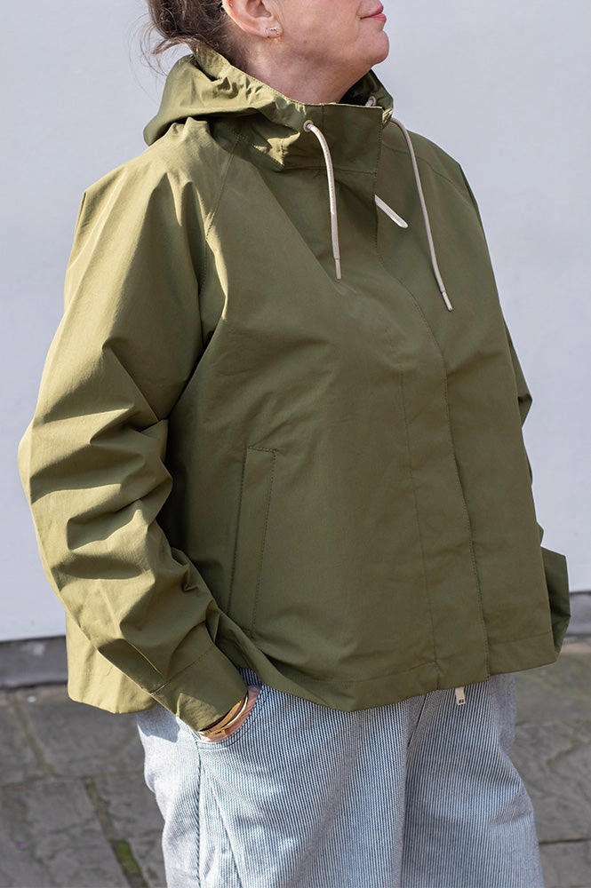 Tantä Dhuda Sphagnum Short Raincoat